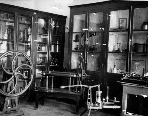 Laboratorio di Fisica